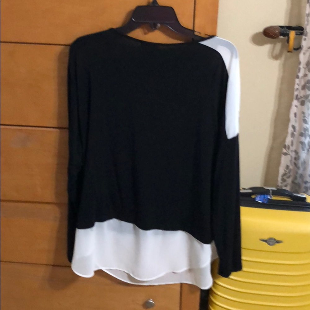 Blouse - Picture 3 of 4